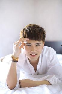 最新爆料暖男图片,最新爆料图片展现绅士魅力