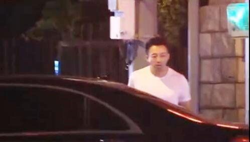 知名狗仔爆料汪小菲视频,狗仔爆料背后的真相揭秘  第1张